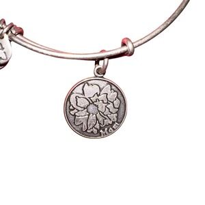 Alex and Ani Mom Charm Bangle Bracelet Expandable Wire 2012‎